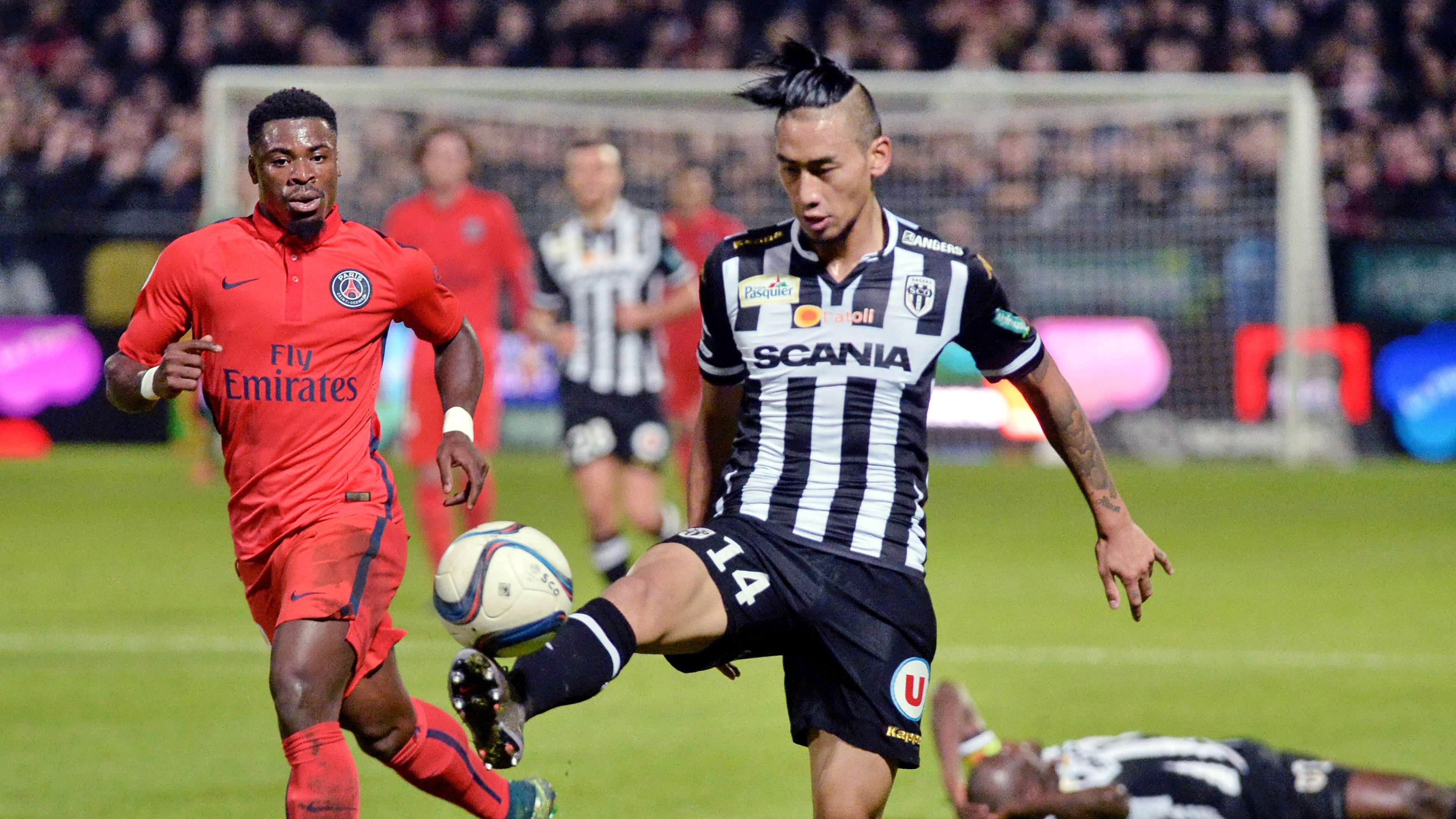 曼联在防守 曼联在防守